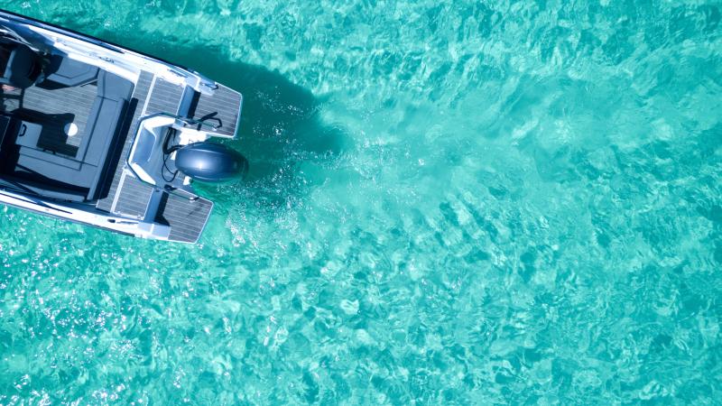 Yamarin 63BR has spacious swimming platforms