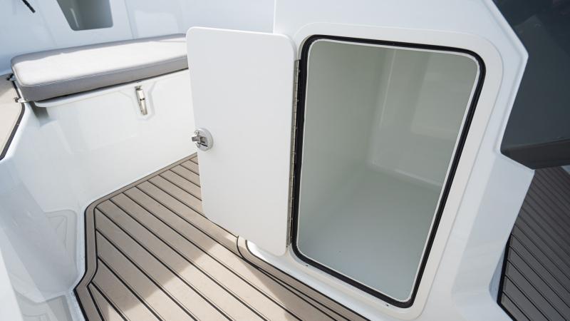 Yamarin 59 Side Console