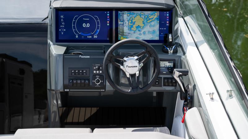 Yamarin 80 Day Cruiser